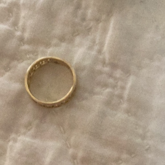 14 kt Greek Key Band - Picture 3 of 4